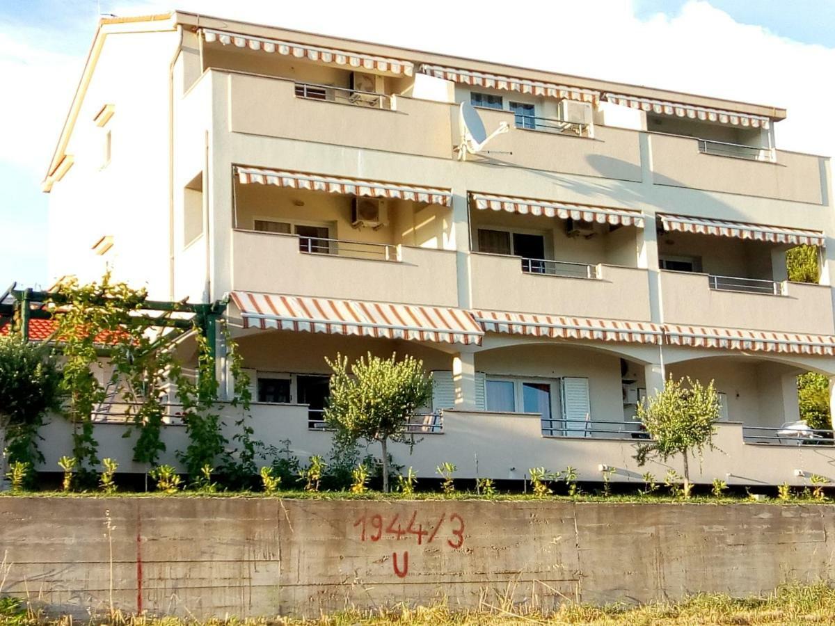 Apartmani Luna Novaglia Esterno foto