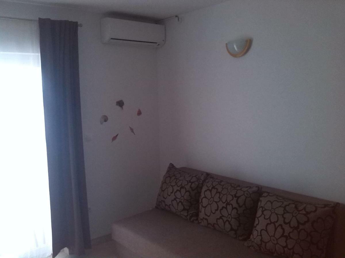 Apartmani Luna Novaglia Esterno foto