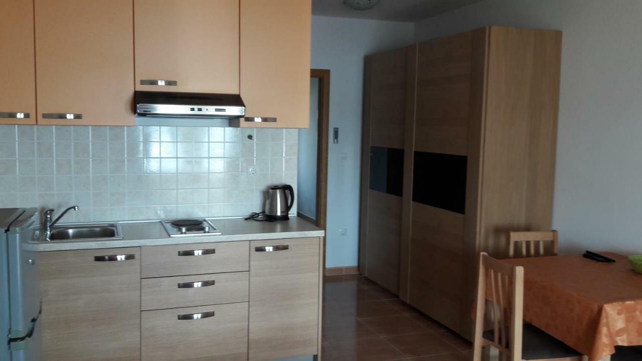 Apartmani Luna Novaglia Esterno foto
