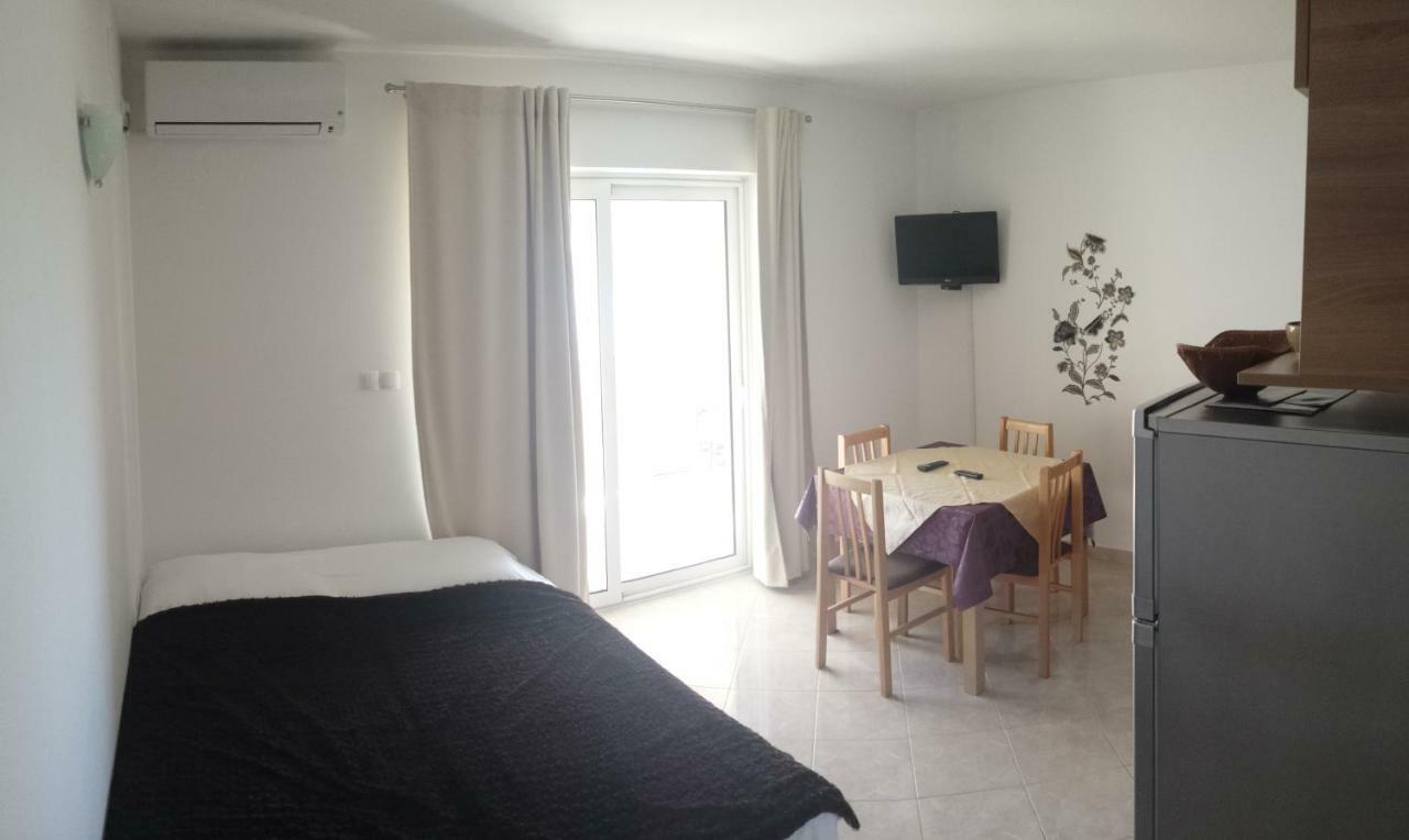 Apartmani Luna Novaglia Esterno foto